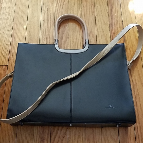 daniela moda Handbags - Daniela moda briefcase bag